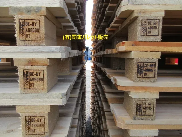 中古木製パレット燻蒸刻印入り・輸入パレットの1回使用パレットです(有)関東パレット販売